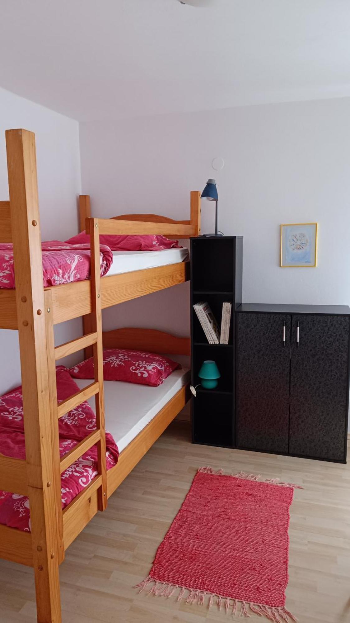 Apartamento Sobe Tanja Podbrdo Exterior foto