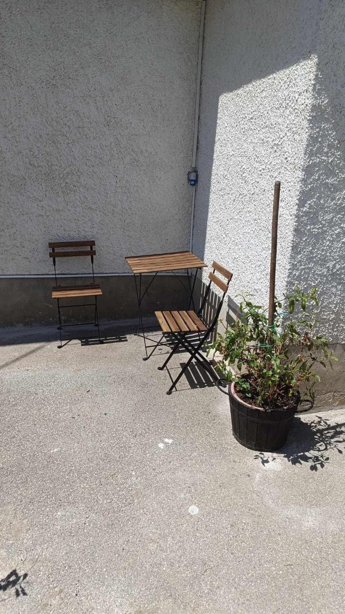 Apartamento Sobe Tanja Podbrdo Exterior foto